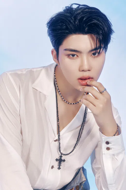 ZEROBASEONE | Official Community | Mnet Plus